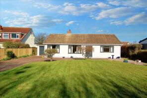 16 Candia, Freshwater East Road, Lamphey, Pembroke SA71 5JX