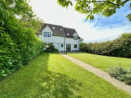6, The Chestnuts, Farthinghoe Road, Brackley NN13 5NG