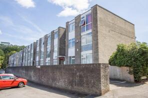 9 Flat 9, Gainsborough Court, Bridge Street, Penarth CF64 2LJ
