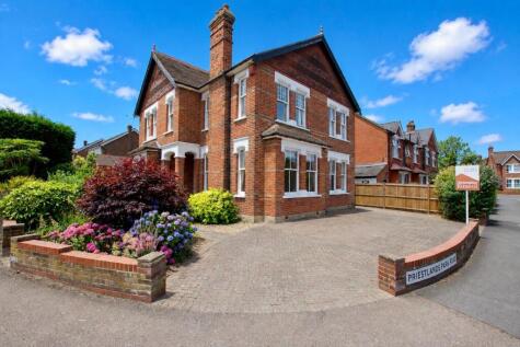 Priestlands Park Road, Sidcup, DA15