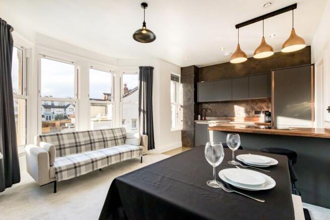 Living/Dining Area