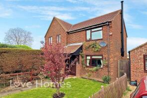 1b, Rousbury Road, Bedford MK43 9NJ