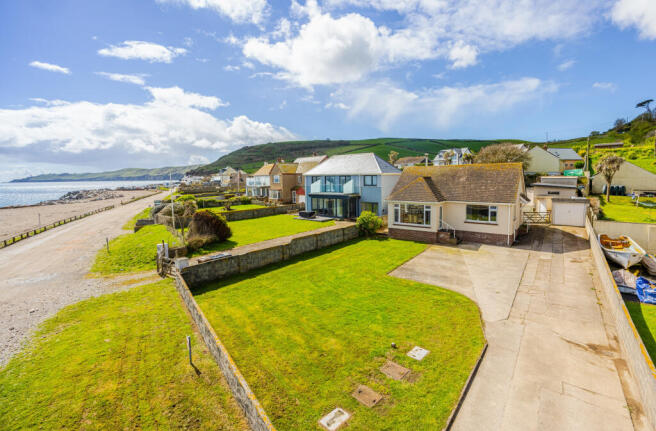 A02 - Eight Bells Beesands - 260413 - Copy