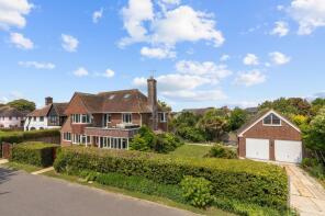 Well House, Seafield Road, Littlehampton BN16 1NA