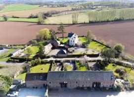 4 Innisfree, Everstone Farm Barns, Everstone Farm Access Road, Ross-on-wye HR9 6NE