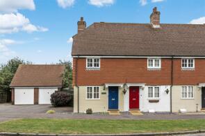 9 Muddle Cottage, Luxford Way, Billingshurst RH14 9NX