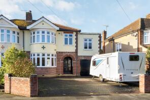 48, Fir Tree Walk, Enfield EN1 3TZ
