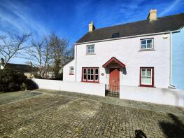 1 Y-nyth-bach, Gerddi Windsor, Newport SA42 0RL