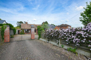 Wyndhurst, Shoulton Lane, Worcester WR2 6PU