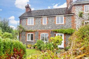 Turnpike Cottage, Bank Cottages, The Street, Offham BN7 3QD