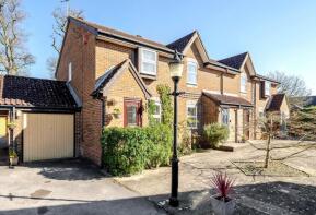 Mews Cottage, Cranbourne Drive, Otterbourne SO21 2EU