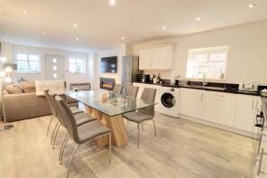 Blenheim Apartment, South Street, Woolacombe EX34 7BB