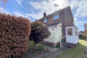 28, Moors Close, Christchurch BH23 6AL