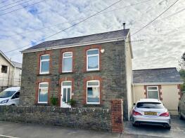 2, Tanydarren, Cilmaengwyn, Swansea SA8 4QT