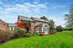 Heath Villa, Irons Lane, Barrow, Chester CH3 7LF