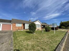 17, Hillcrest, Chedgrave NR14 6HX