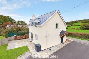 Clwyd House, Old Farm House To Derwen Llanerch Junction, Pentrecelyn, Ruthin LL15 2HE