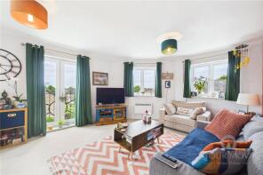 25, Foley House, Gregory Gardens, Northampton NN3 2BF