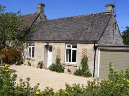 Pinecone Cottage, 400996 St Annes Church To Willow Bank House Kempsford, Fairford GL7 4EA