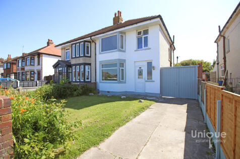 Kings Walk, Thornton-Cleveleys, FY5