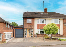 48, Springfield Crescent, Harpenden AL5 4LH