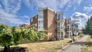 15, 29 30 Ash Court, Forest View, London E4 7AR