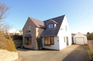 Ty Canol, Ffordd Penrallt, Rhyl LL18 6LG