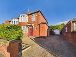 13, Warren Avenue, Knottingley WF11 0ET