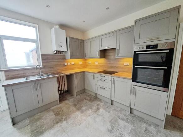 Kitchen/Dingroom