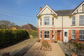 Elora, Church Road, Folkestone CT18 8JA