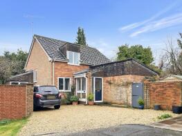 2, St Nicholas Close, Salisbury SP4 0LS