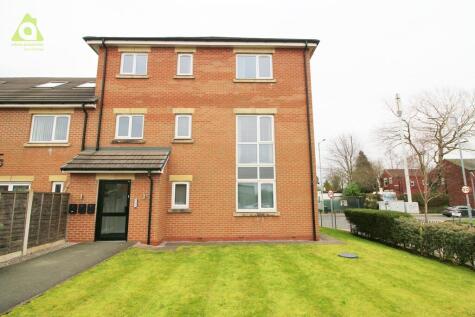 Woodvale, Westhoughton, BL5 3FF