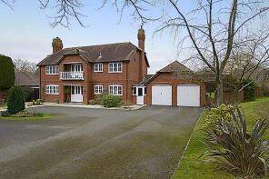Oak House, South Gardens, Yattendon, Thatcham RG18 0NF