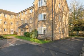 Flat 8, 15 Kings Court, Kings Mill Lane, Huddersfield HD1 3AW