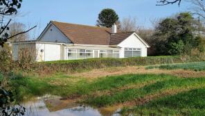 Hunters Moon, Cot Road, Redruth TR16 4PS