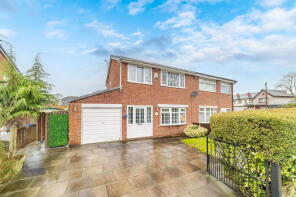 76, Pilsworth Road, Heywood OL10 3BH