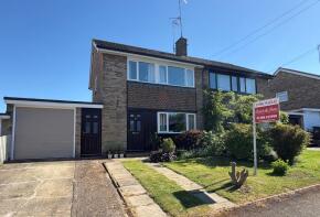 83, Manor Park, Buckingham MK18 1QZ