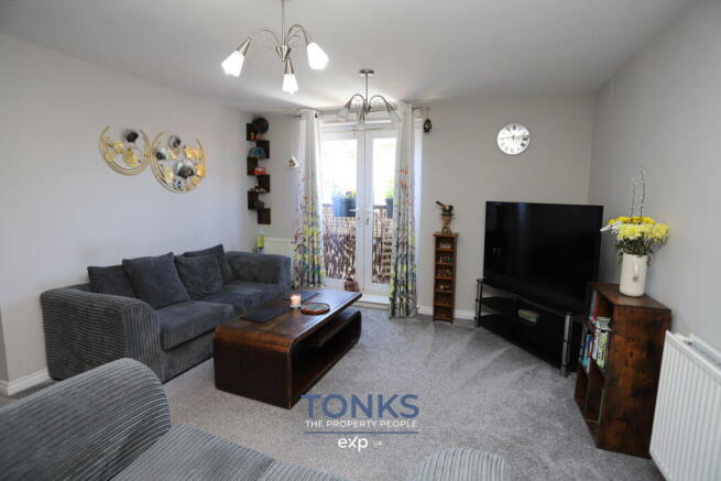 Photo 3