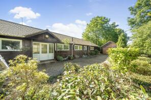 Cedar House, Church Lane, Hellidon NN11 6GD