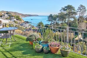 Chy-an-mor, Plaidy Park Road, Looe PL13 1LG