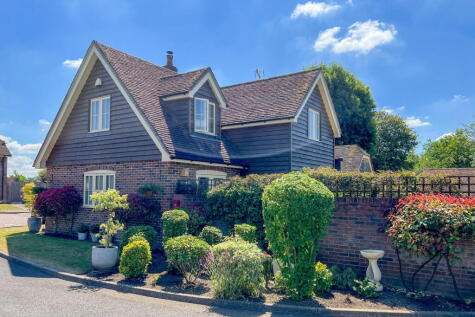 Farriers Close, Preston Candover