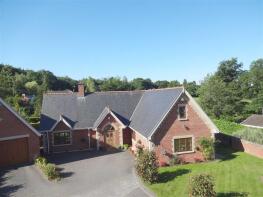 4, Poplar Drive, Leighton, Welshpool SY21 8JG