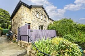 35, Woods Avenue, Marsden, Huddersfield HD7 6JX