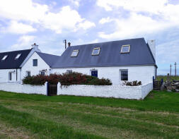 2 Port Na Criche, Cornaigbeg PA77 6UX