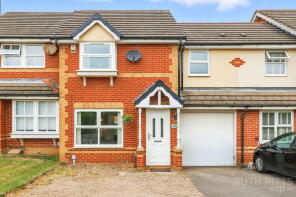19, Penrose Beck Drive, Ackworth, Pontefract WF7 7QR