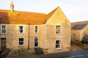 Burwash Villa, High Street, Bedford MK43 8DB