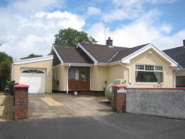 The Retreat, C2145 From Milo To Junc A476, Milo, Ammanford SA18 3NZ