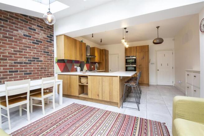 119 Gassiot Road kitchen 1.jpg