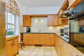 3, Boundary Point, Coldstream Road, Caterham CR3 5DU