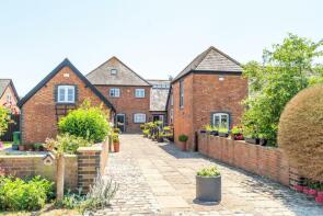 4, Rowden Farm Barns, Rowden Farm Lane, Leighton Buzzard LU7 0QD